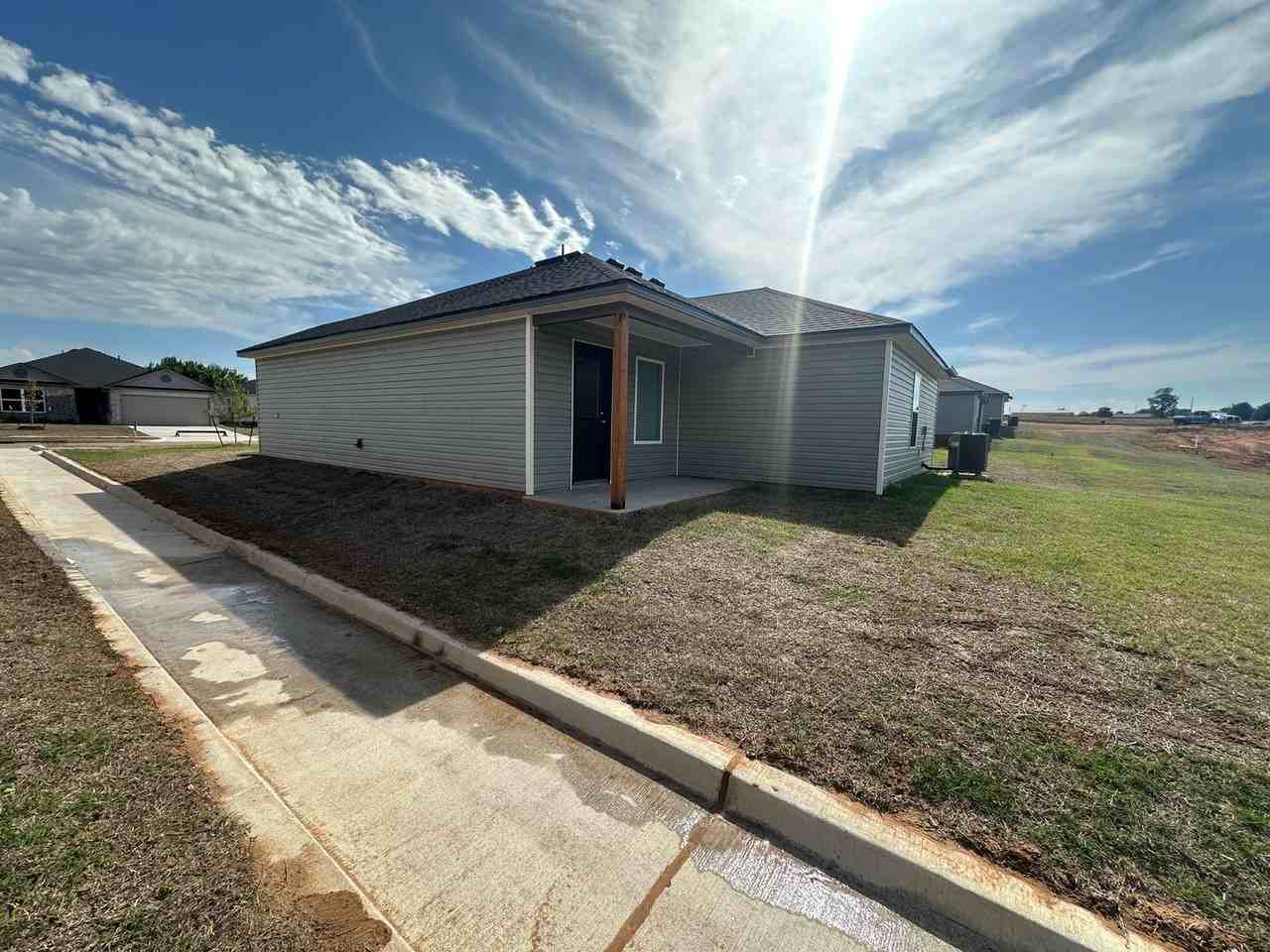 2022 2022 Chandler Meadows Dr - Photo 7 of 48