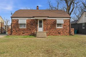 featured image of 2108 Miramar Blvd