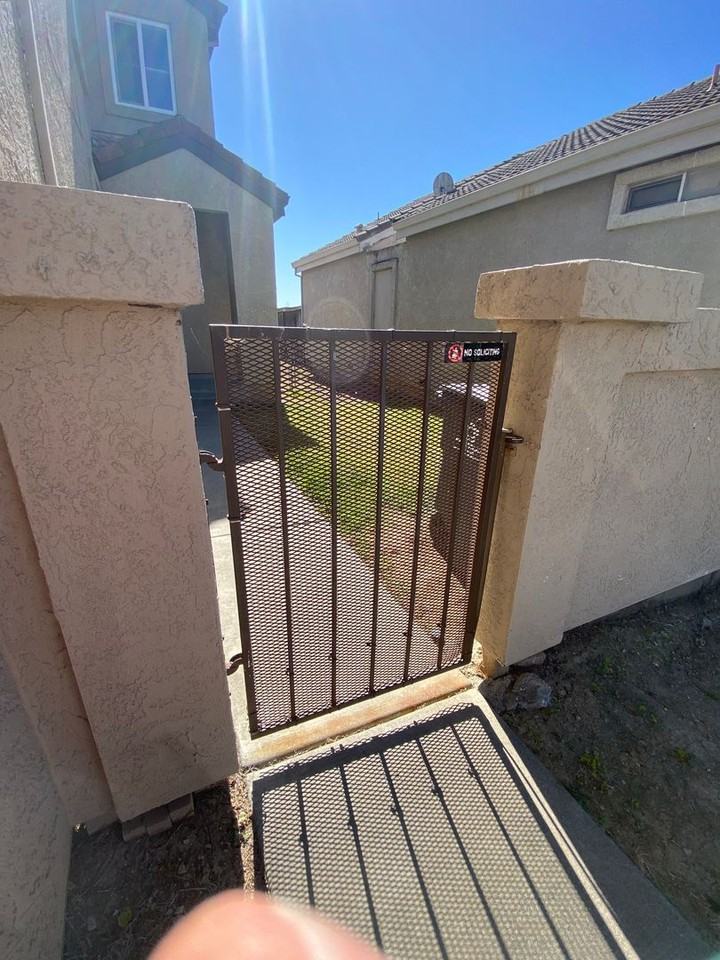 229 Potrero St - Photo 3 of 48