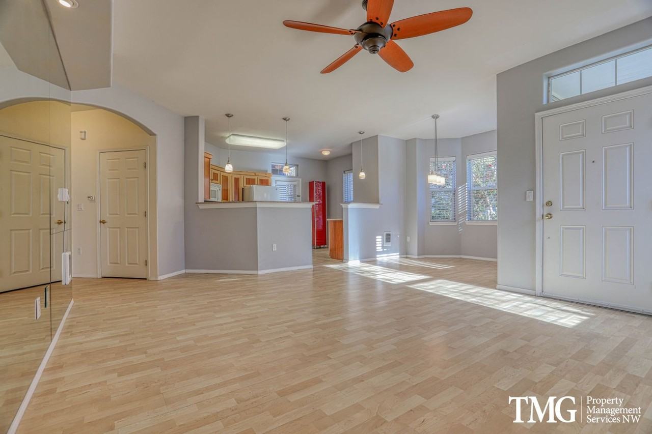 1210 Ne 63rd Way #903 - Photo 4 of 27