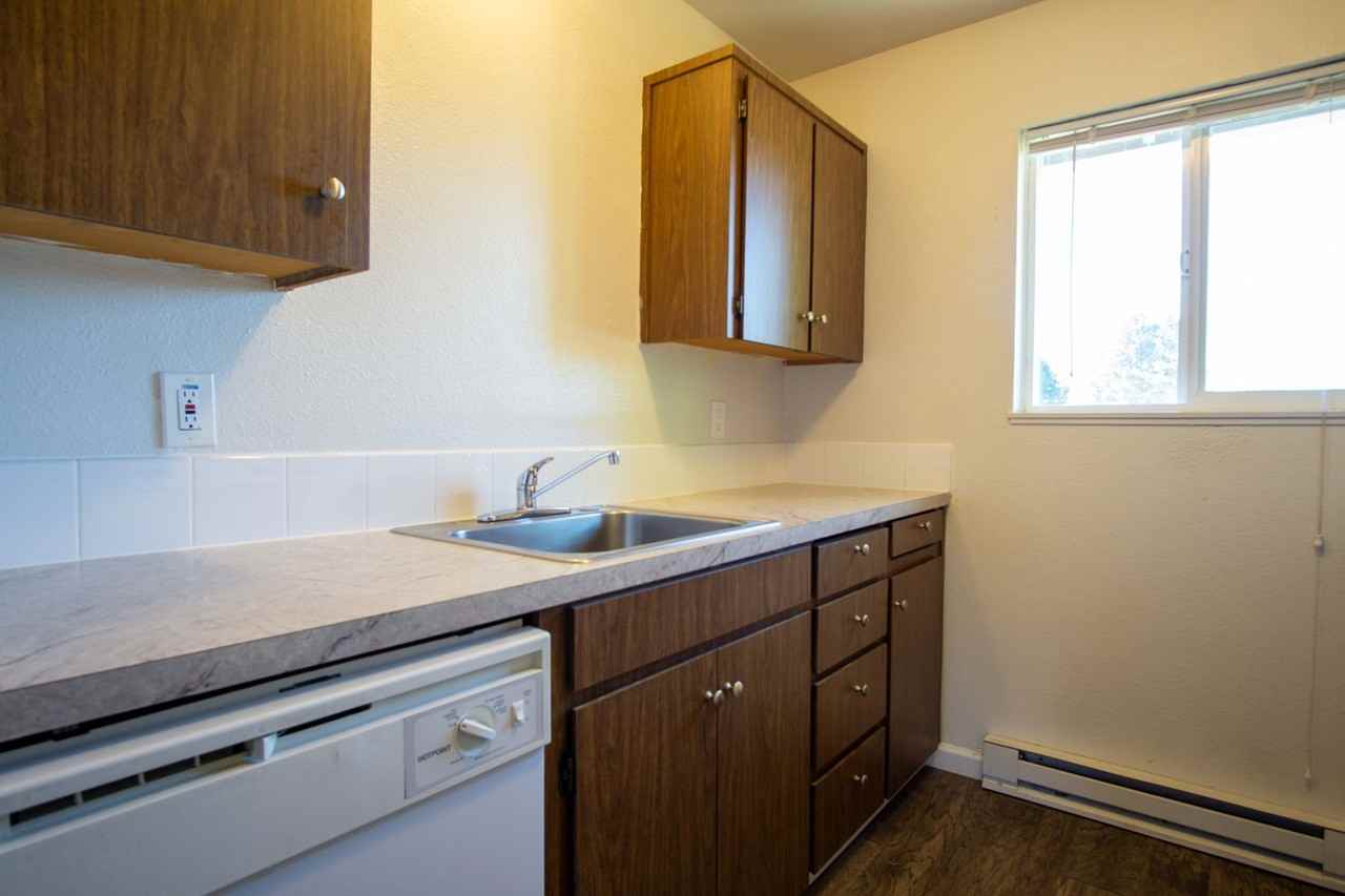 12155 Sw Spur Ct #D - Photo 5 of 17
