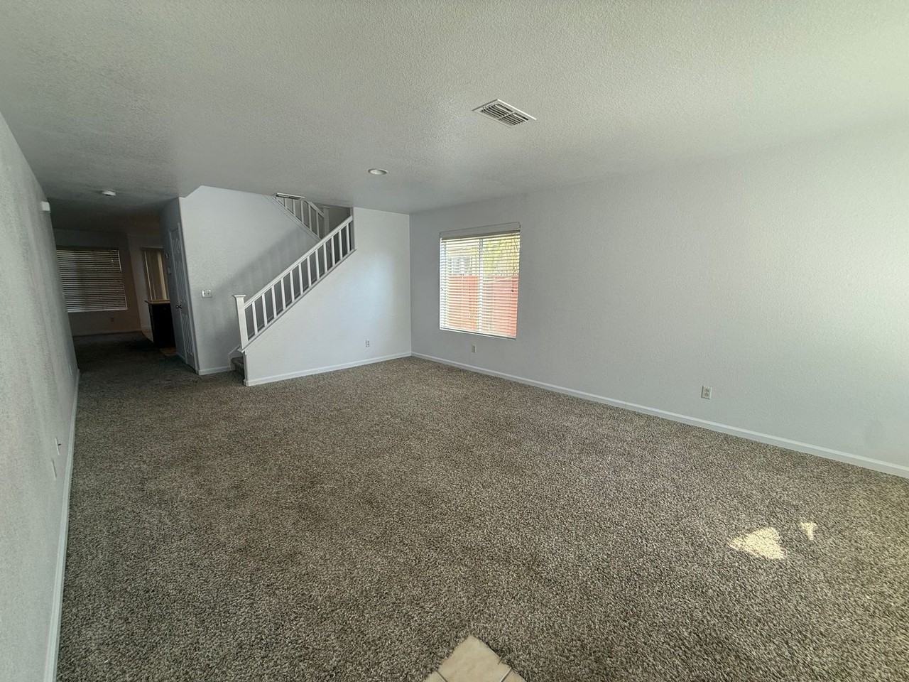 3324 Calla Lily Way #5244001001 - Photo 4 of 35