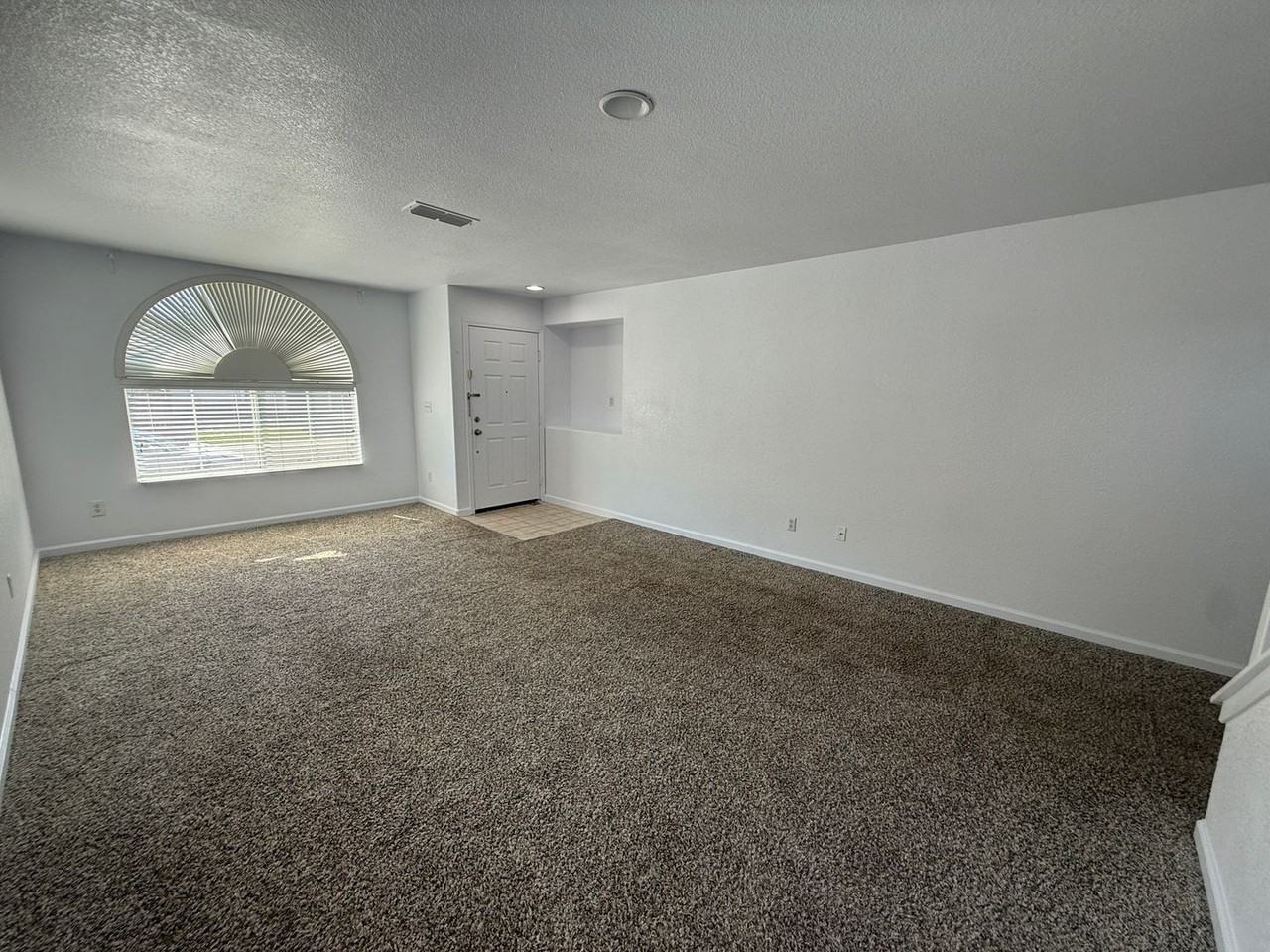 3324 Calla Lily Way #5244001001 - Photo 6 of 35