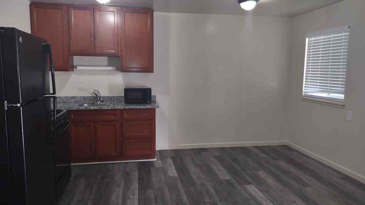 5626 53rd St #2 - Photo 6 of 14