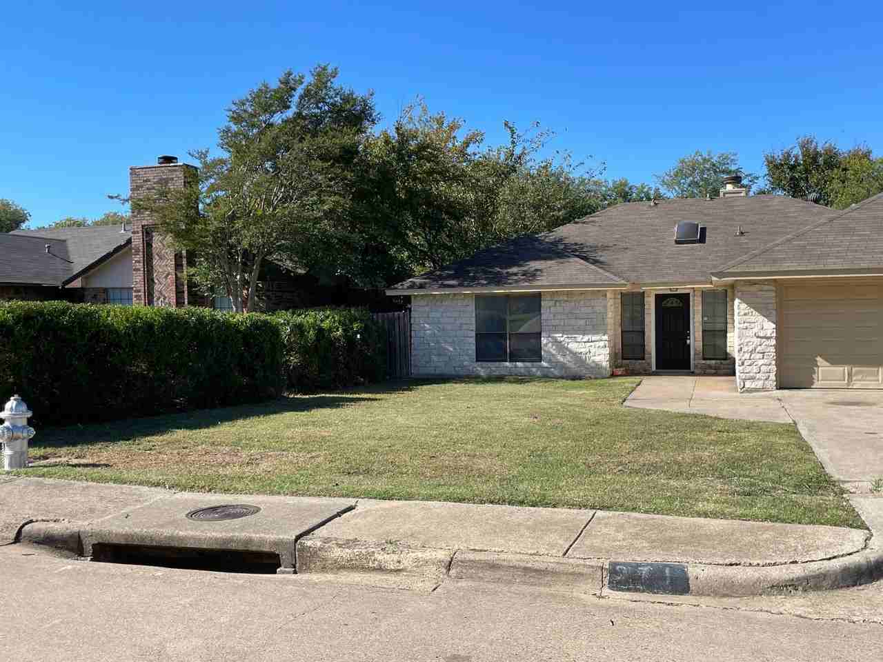971 Brookside Dr - Photo 2 of 31