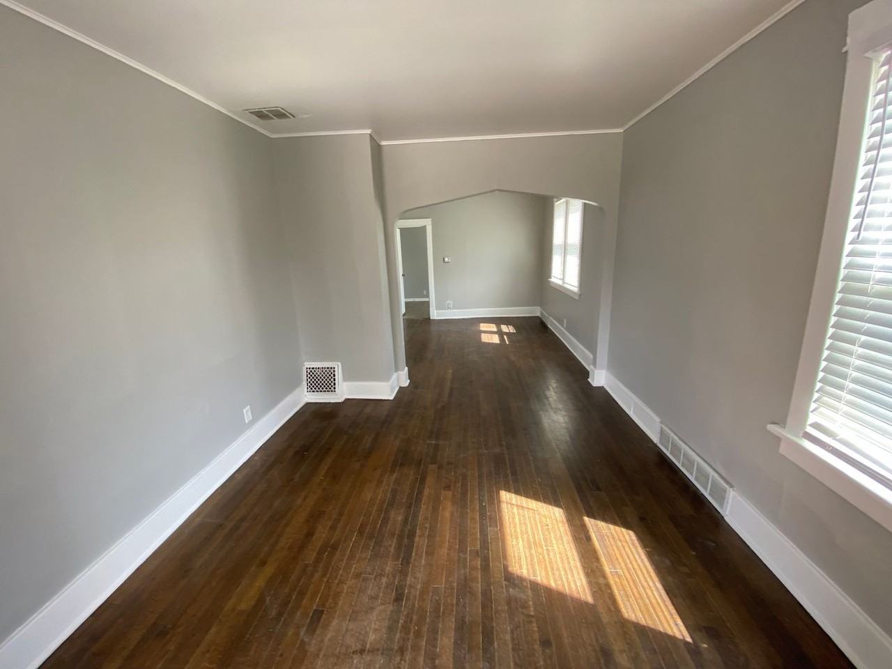 1407 N 31st St - Photo 5 of 14