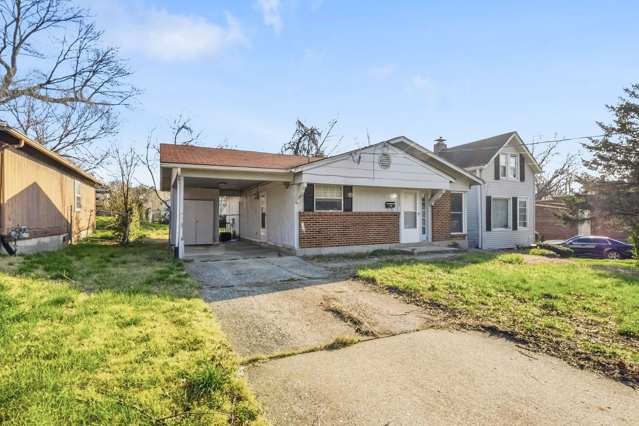 2415 Shirley Ave - Photo 2 of 27