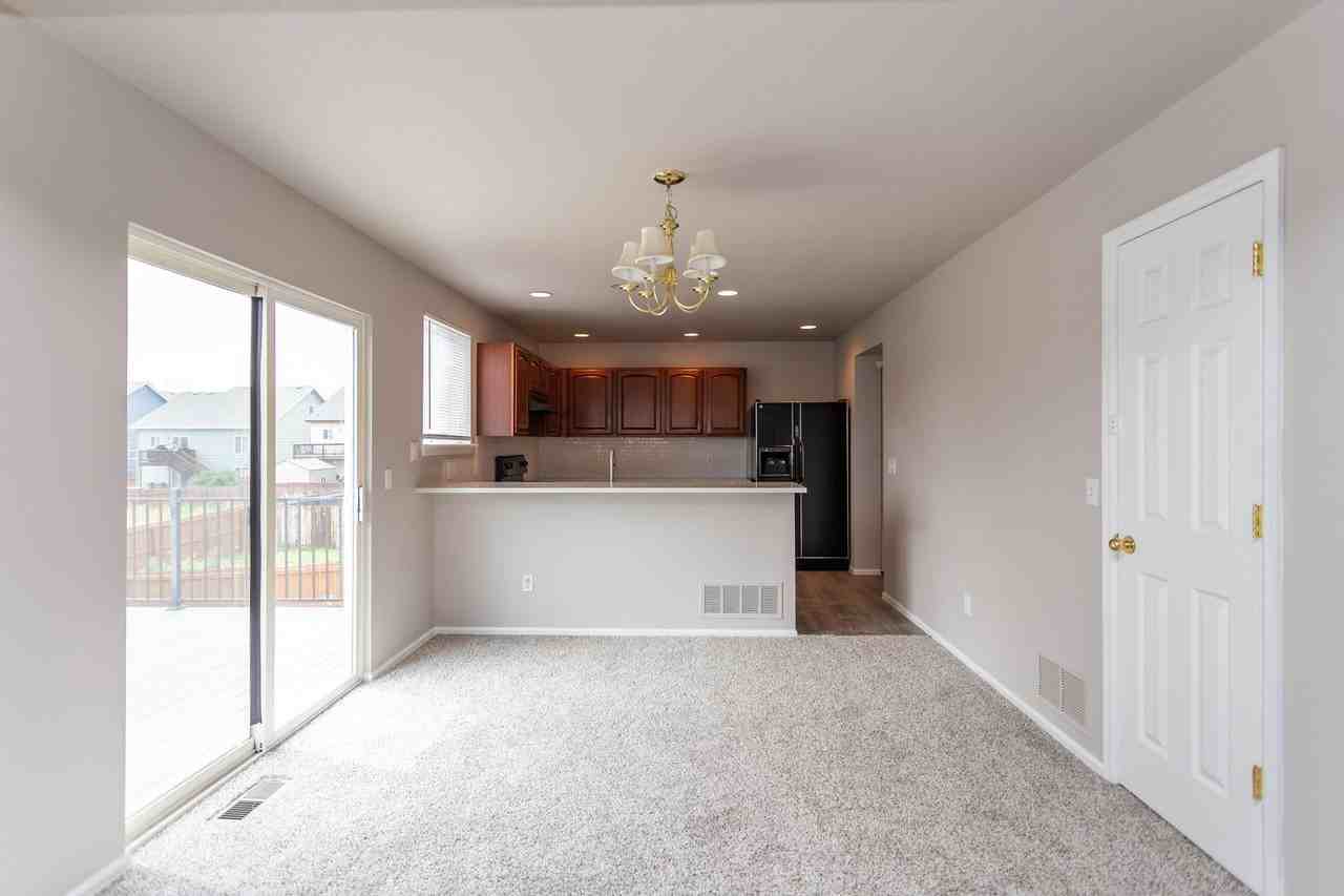 5415 Arroyo St - Photo 6 of 33