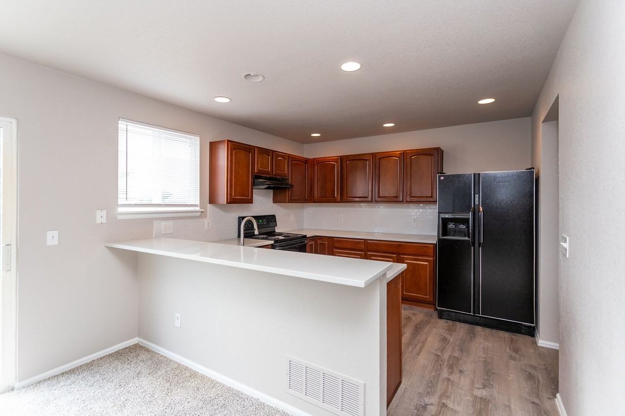 5415 Arroyo St - Photo 7 of 33