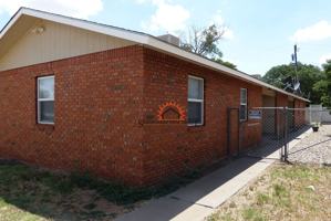featured image of 504 N Reid St