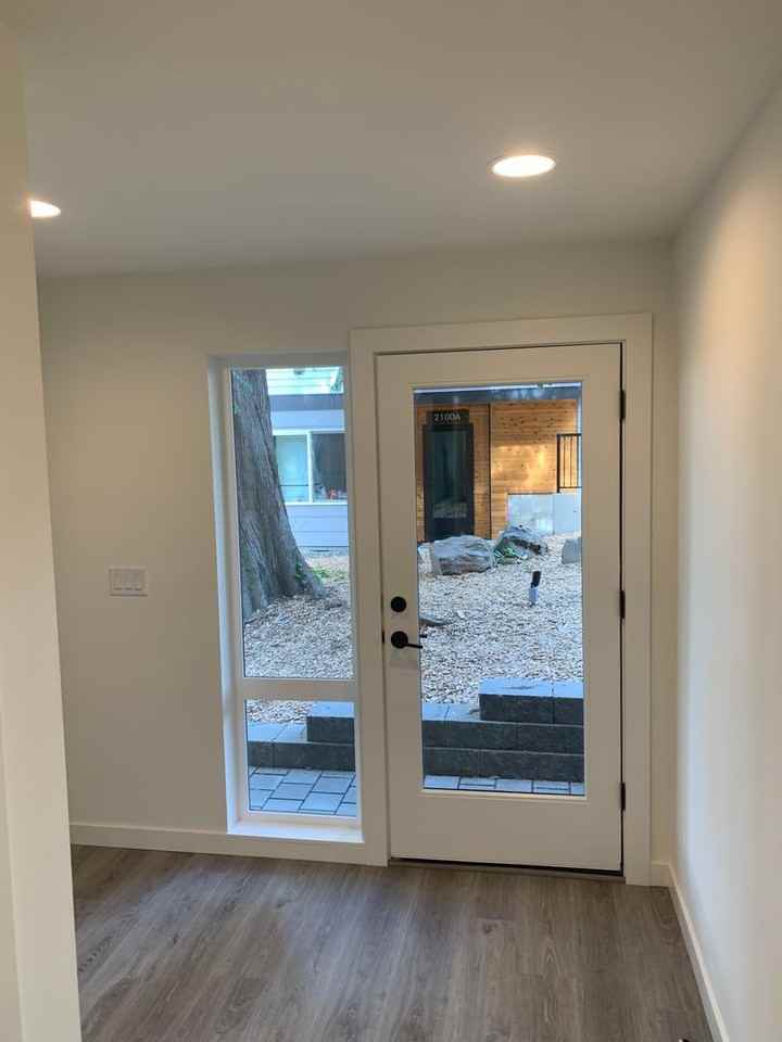 2024D Ne 85th St - Photo 2 of 11