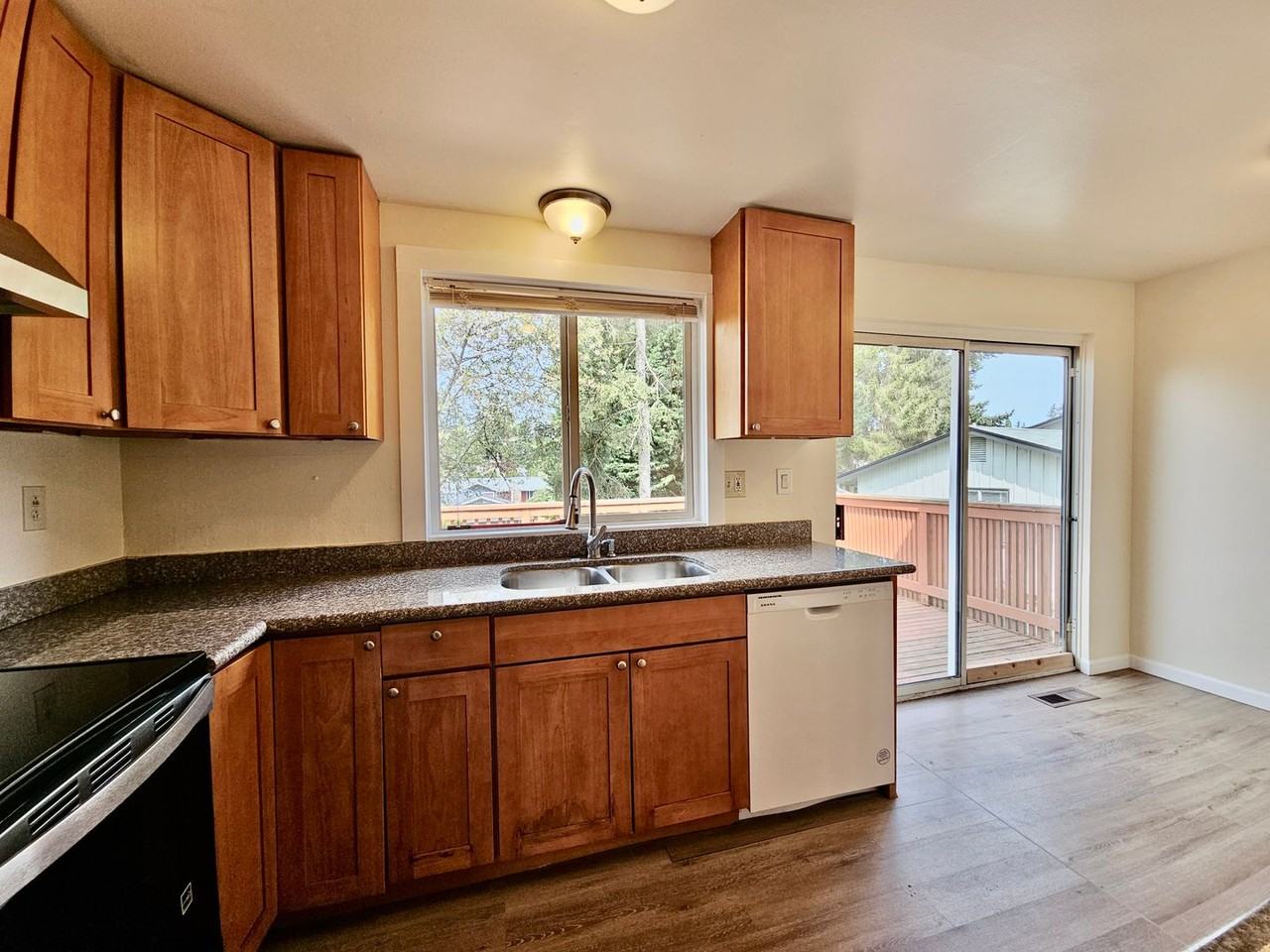 16713 127th Ave Se - Photo 4 of 20