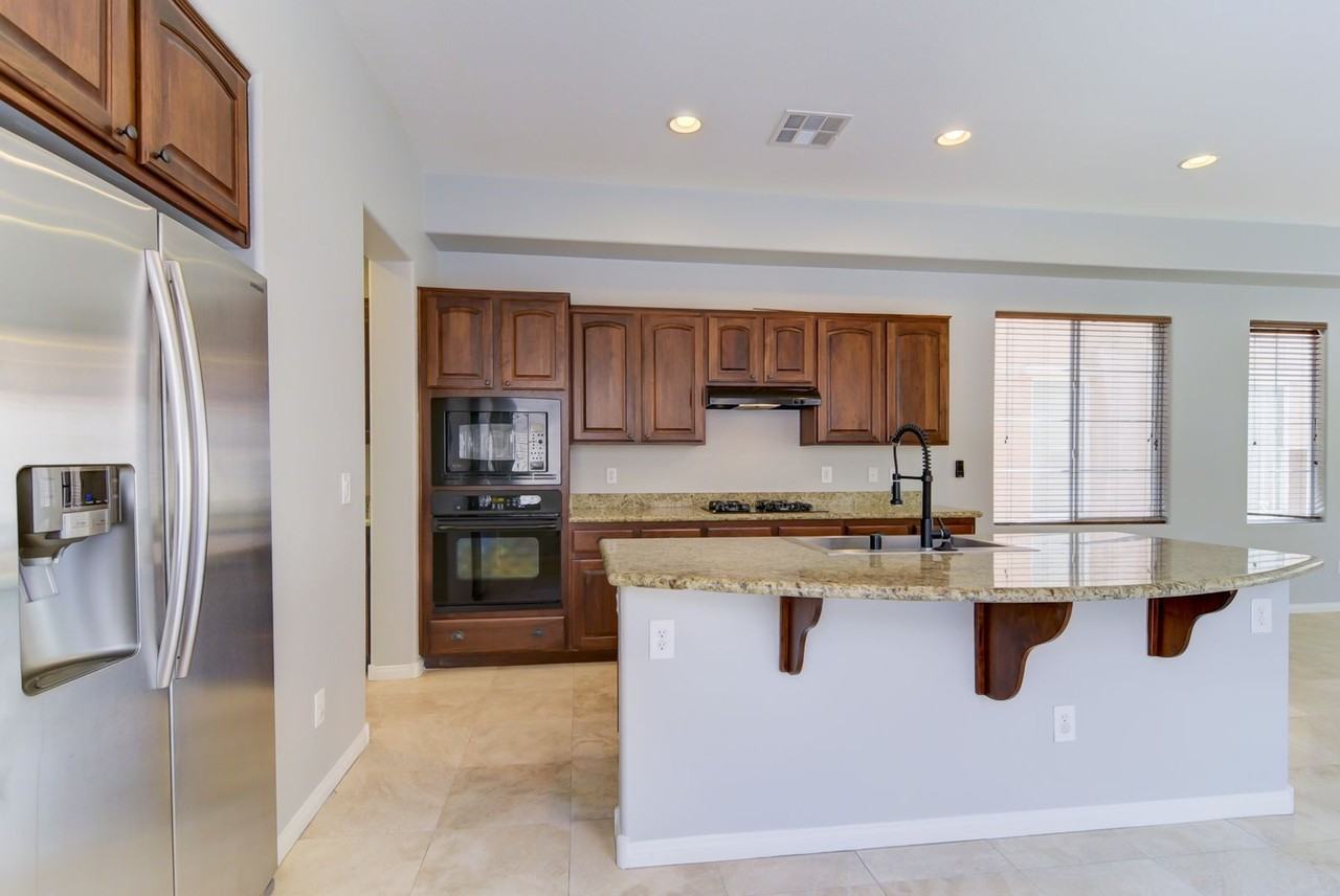 1957 Cape Cod Landing Dr - Photo 4 of 27