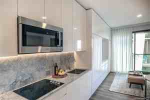 featured image of 987 Queen St #327