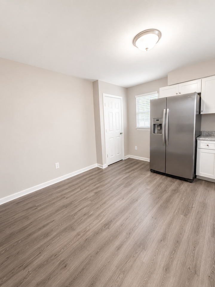1359 Idaho St - Photo 3 of 11