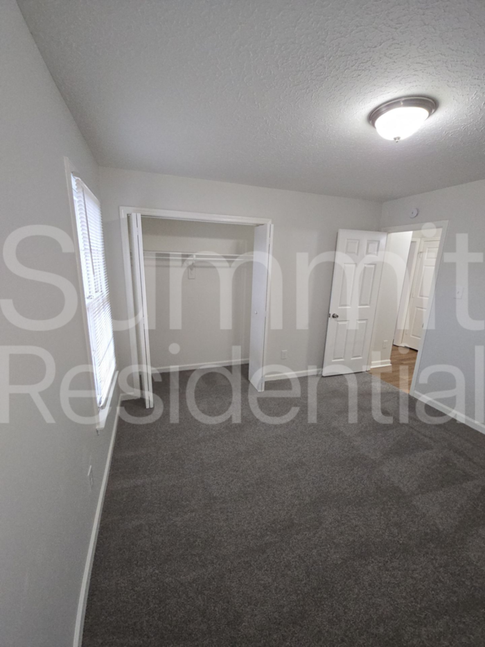 1345 Sandy Stone Ln - Photo 4 of 7
