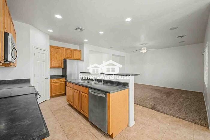10960 N 162nd Ln - Photo 7 of 19