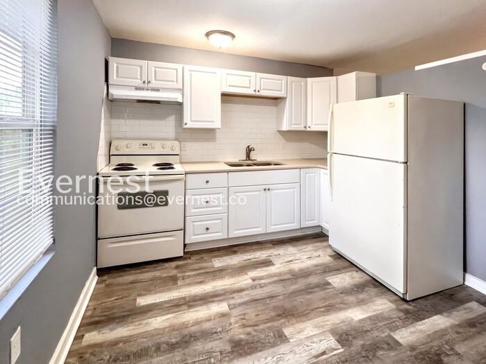 40 Hiland Pl #B - Photo 2 of 13
