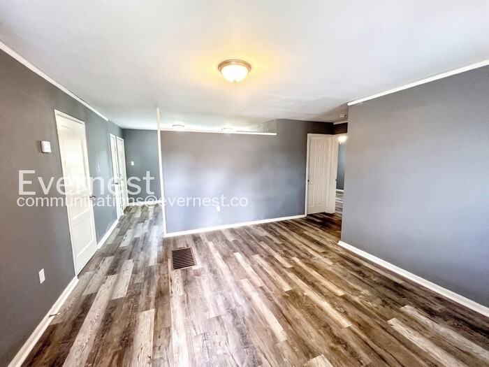 40 Hiland Pl #B - Photo 3 of 13