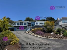 featured image of 715 Clubhouse Dr