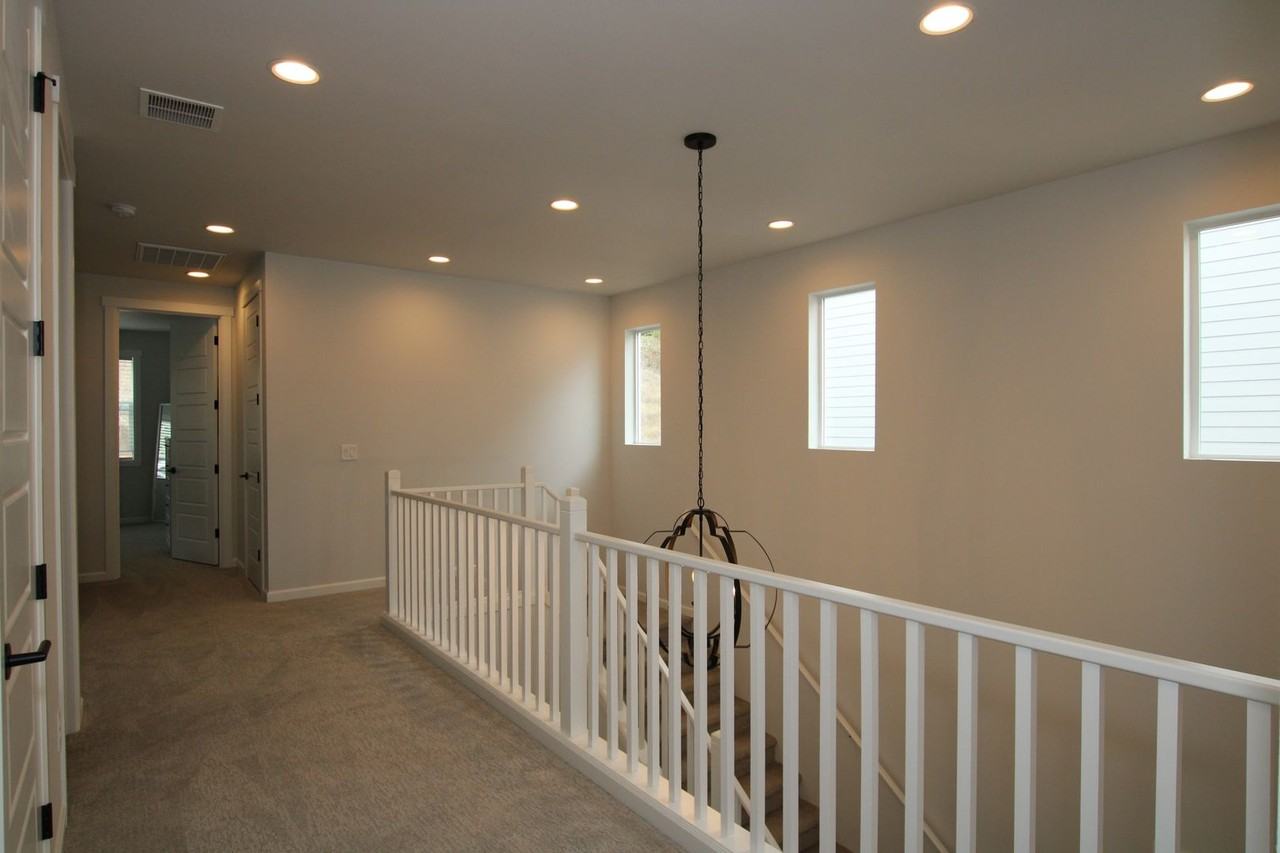 9668 Prospect Pl - Photo 6 of 13