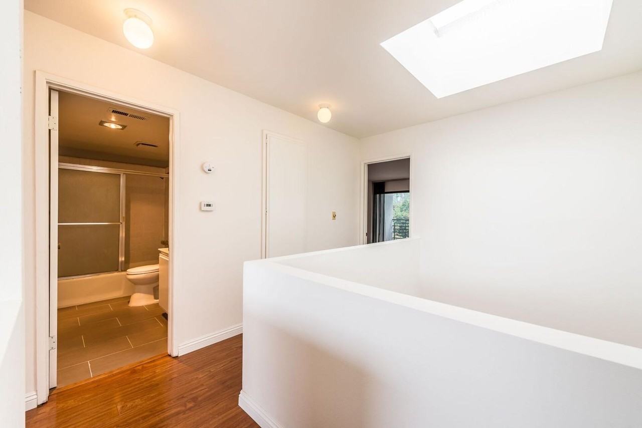 818 N Monterey St #19 - Photo 6 of 16