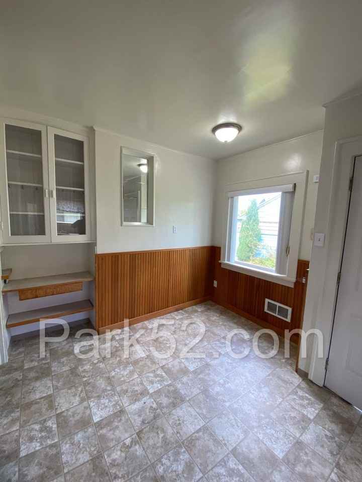 3409 N 21st St - Photo 6 of 18
