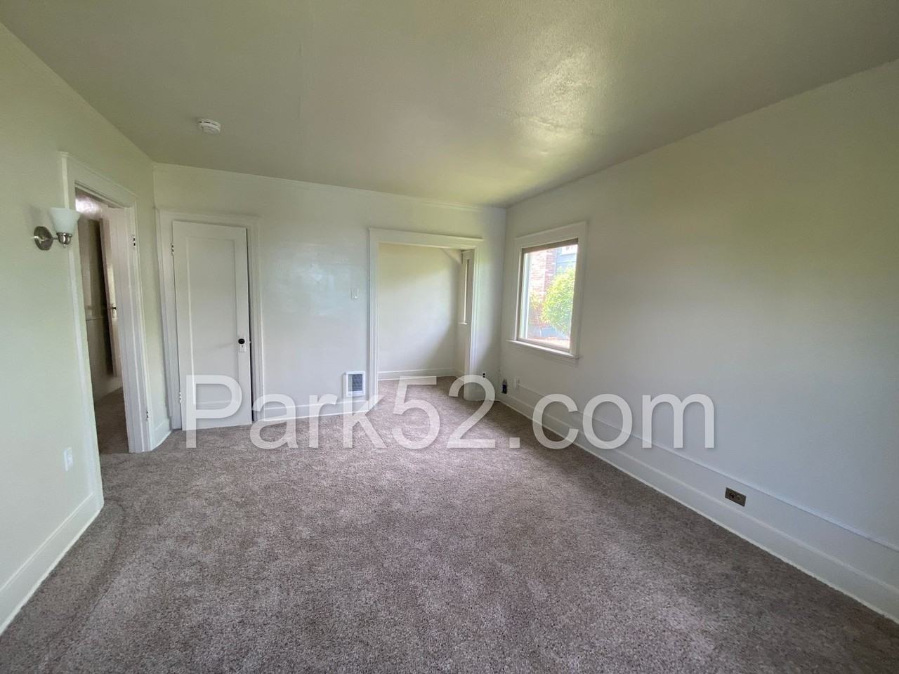 3409 N 21st St - Photo 7 of 18