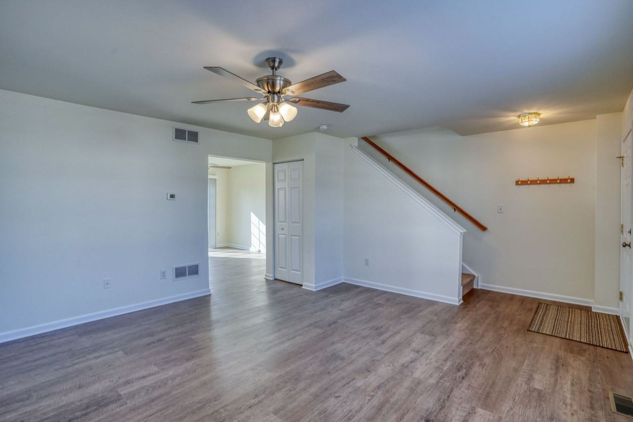 595 Barley Ct - Photo 6 of 27