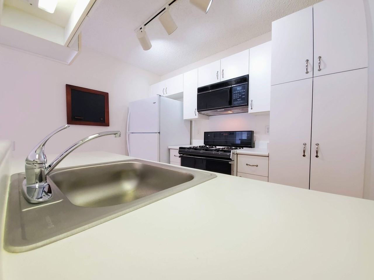 91-261 Hanapouli Cir #17R - Photo 6 of 20