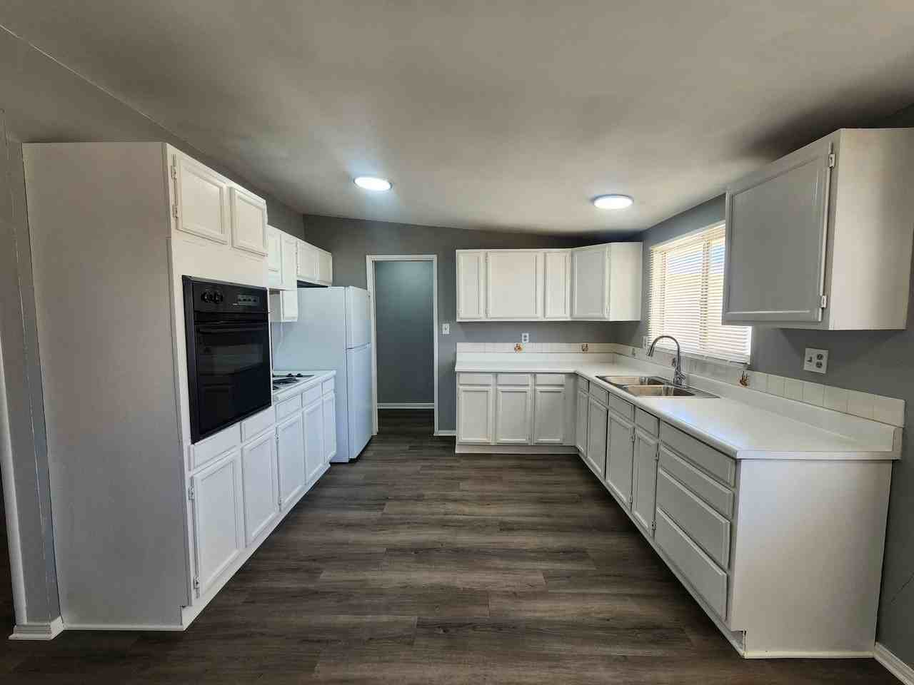 72255 Sunnyvale Dr - Photo 5 of 14