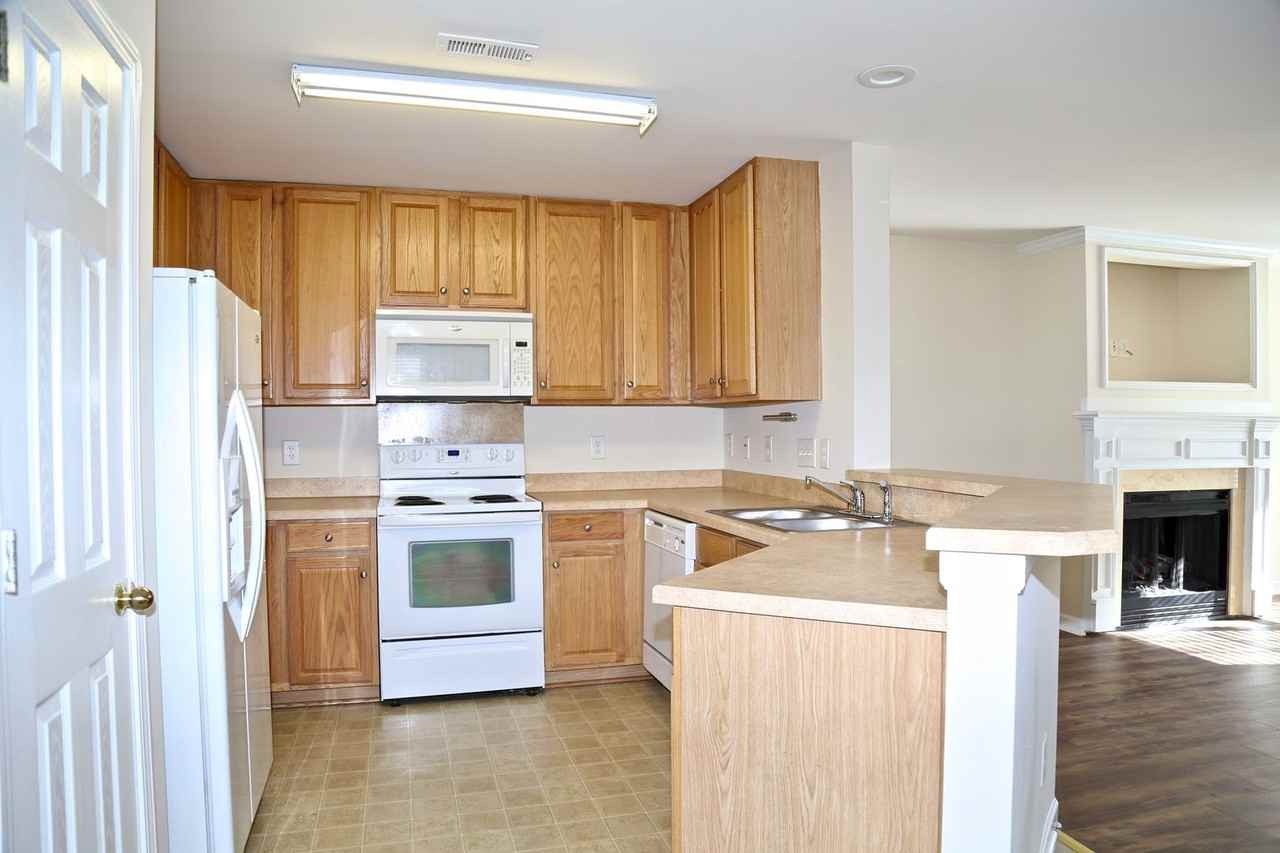 8727 Wandering Creek Way - Photo 2 of 13