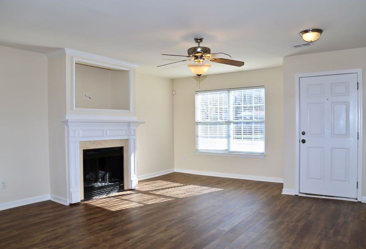 8727 Wandering Creek Way - Photo 5 of 13