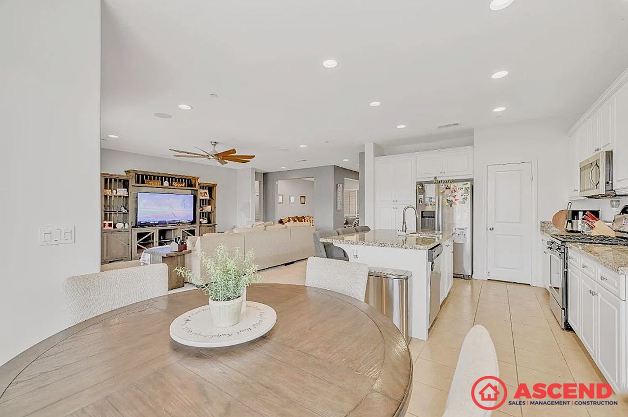 7800 Glisten Way - Photo 5 of 11