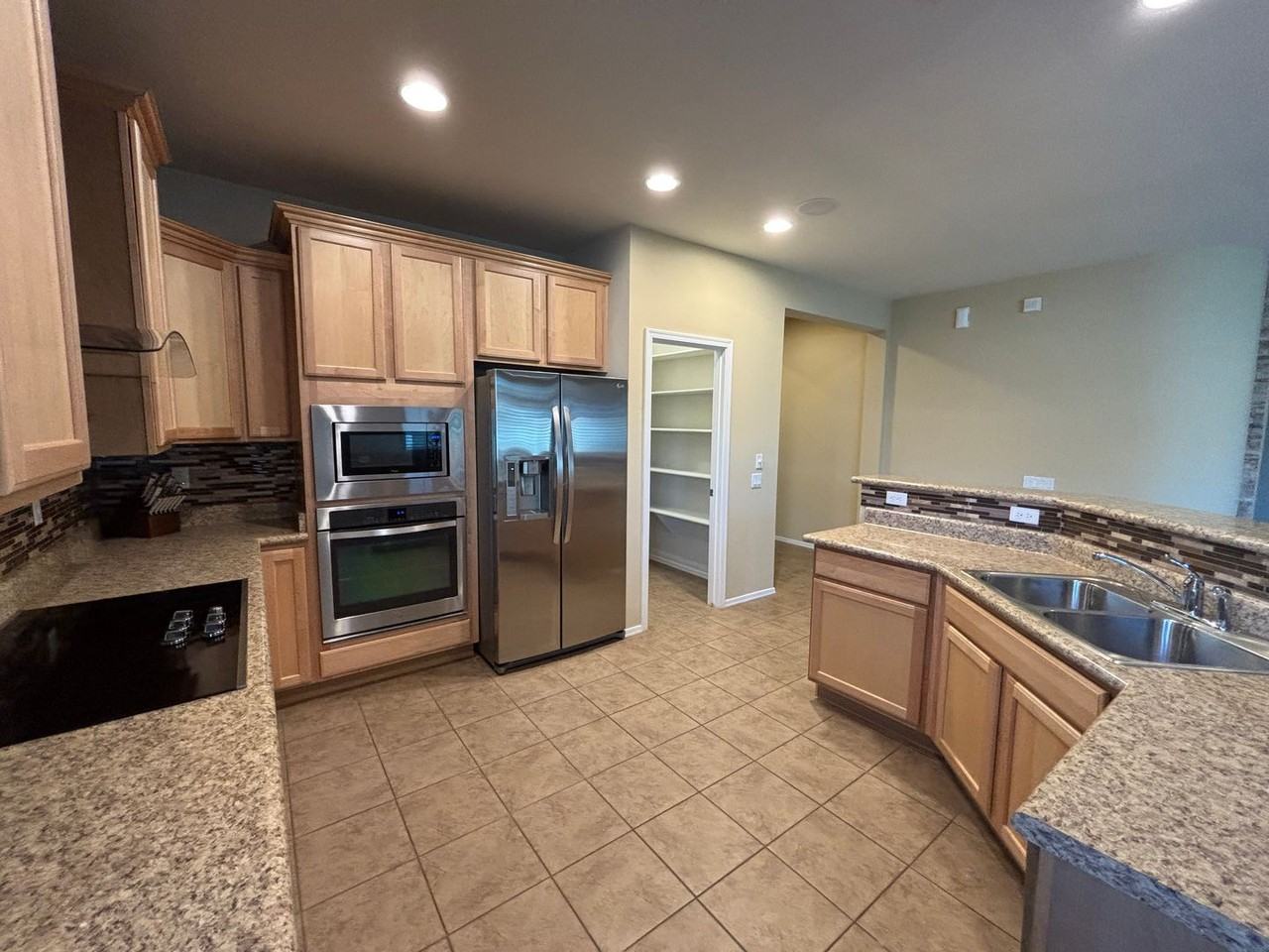 21654 E Frontier Rd - Photo 7 of 26