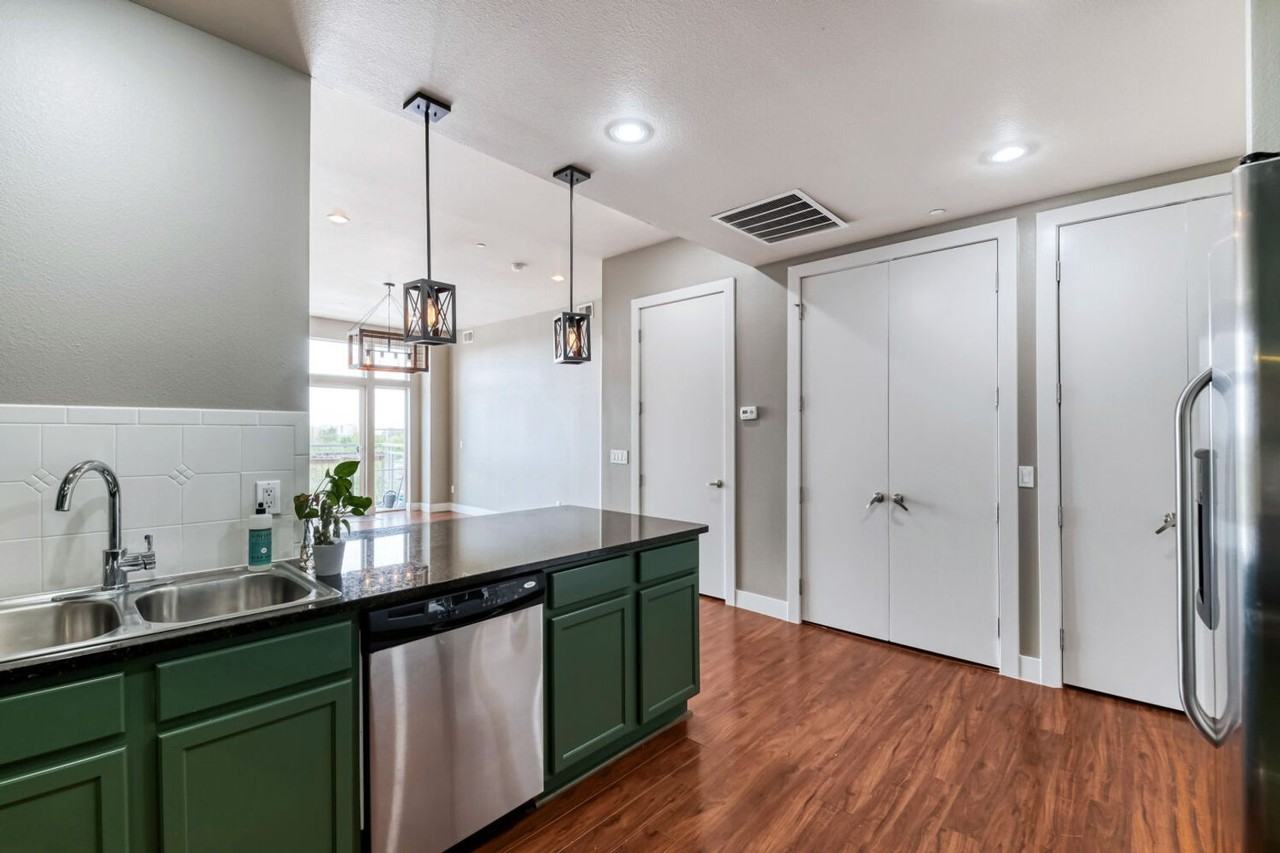 1488 Madison St #505 - Photo 3 of 17