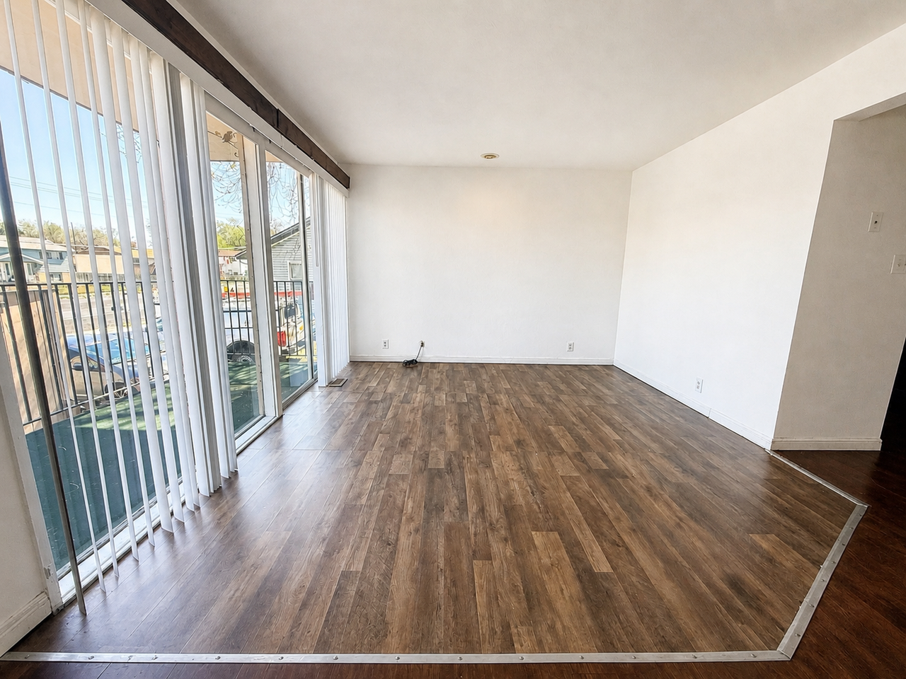 4426 S Rosehaven Ct - Photo 2 of 8