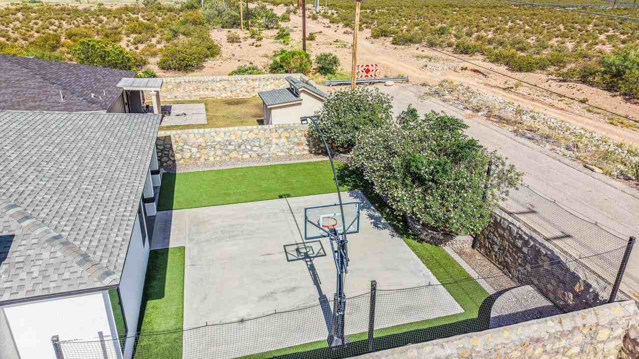 4825 Rancho Feliz Ct - Photo 3 of 50