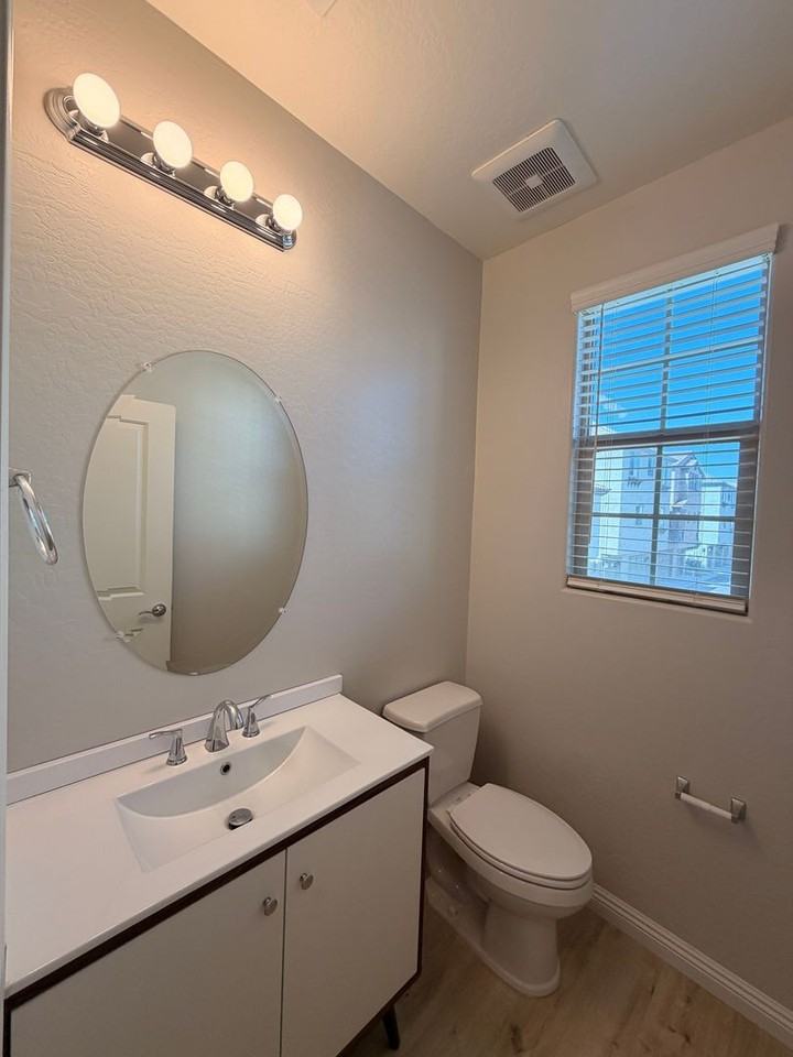 2745 S Balsam Dr - Photo 5 of 19