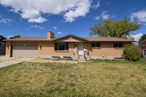 featured image of 3638 W Jasmine St
