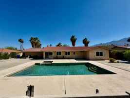 featured image of 2450 Tamarisk Rd