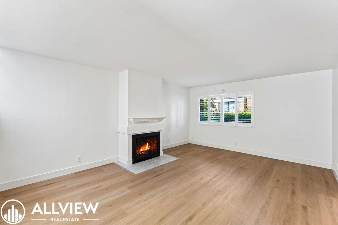 38 Starfish Ct - Photo 2 of 27