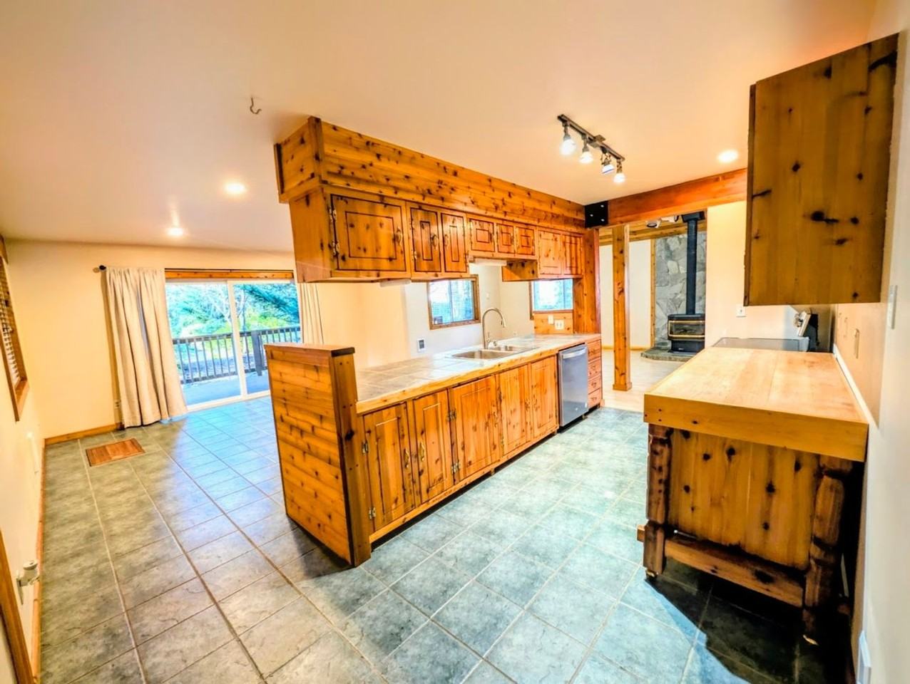 11117 Minterwood Dr Nw ##Wa - Photo 5 of 33