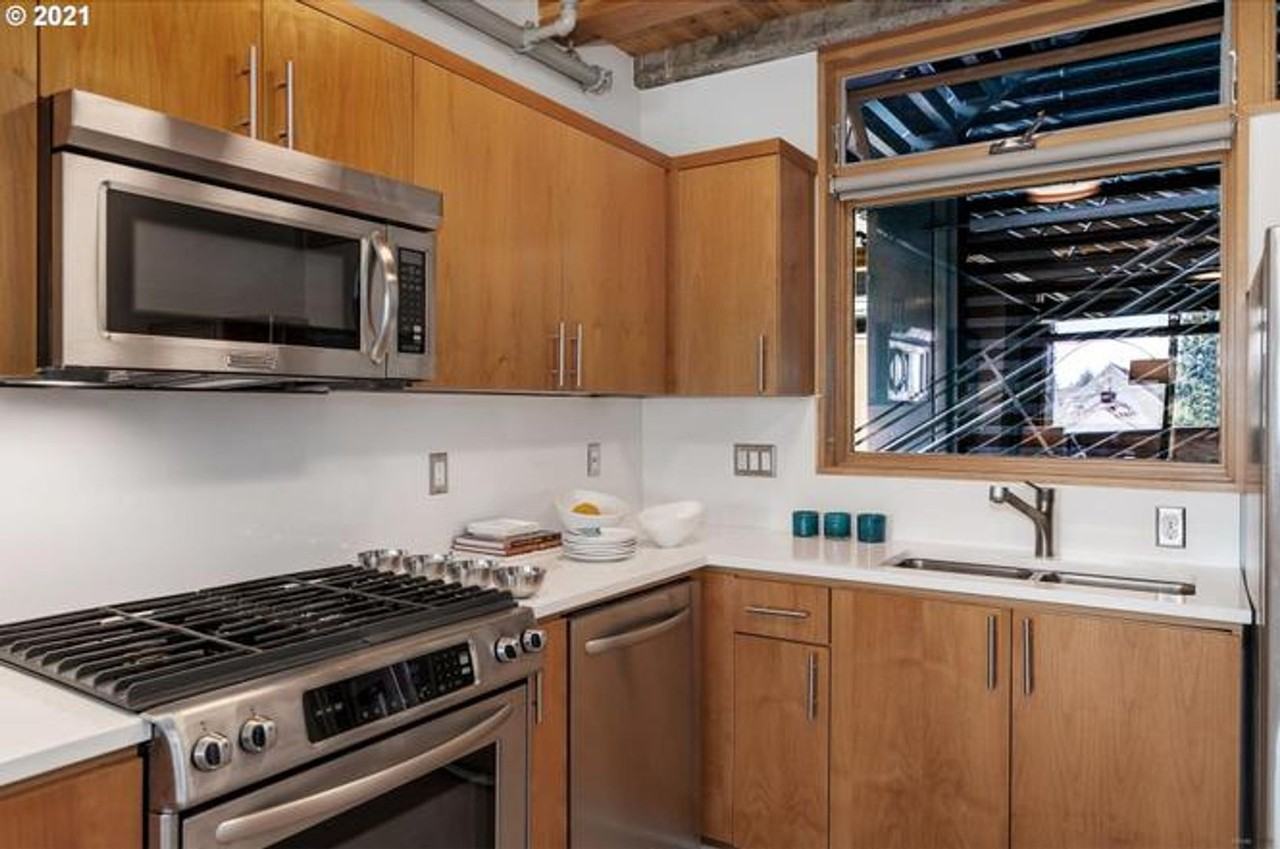 4216 N Mississippi Ave #208 - Photo 6 of 29