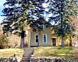 featured image of 1718 2nd Ave