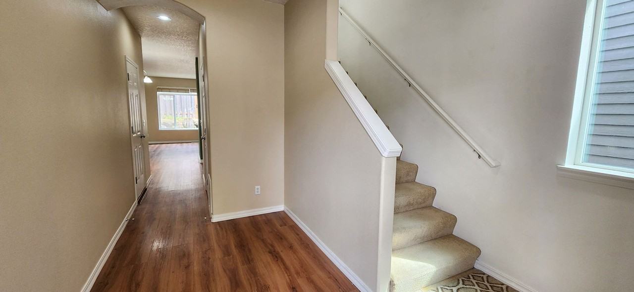 20781 Sw Skiver St - Photo 3 of 31
