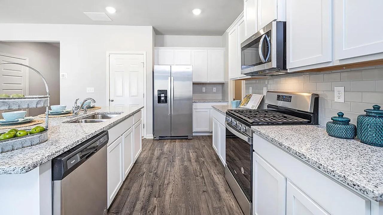 1126 Button Buck Ln - Photo 6 of 27