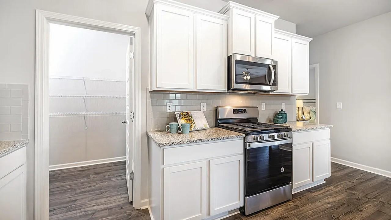 1126 Button Buck Ln - Photo 7 of 27