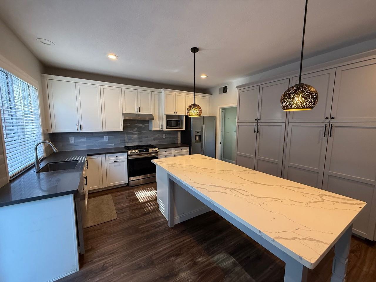 9448 Cedarview Way - Photo 5 of 15