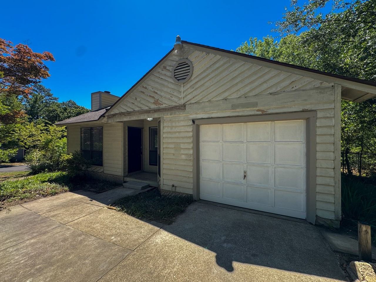 1715 Arrow Ridge Way - Photo 3 of 27